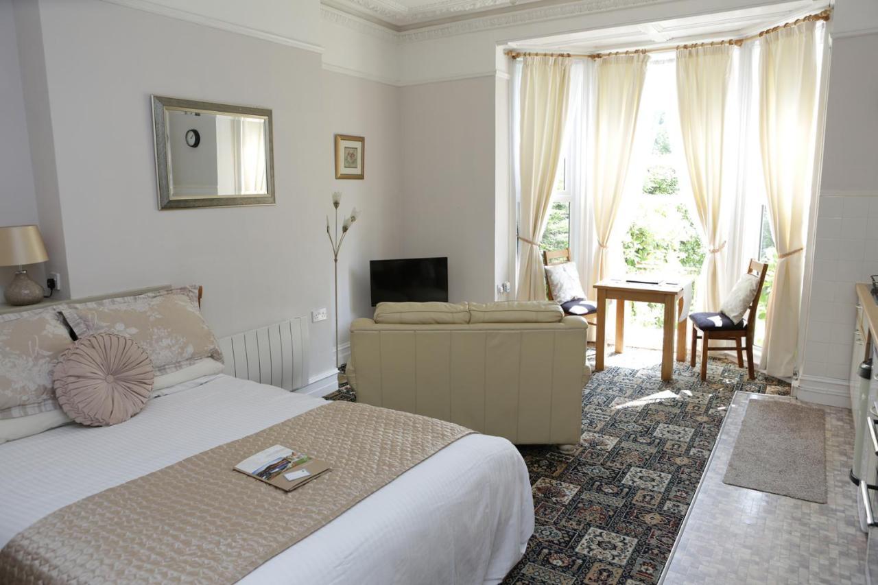 Abbey View Holiday Flats Torquay Bagian luar foto