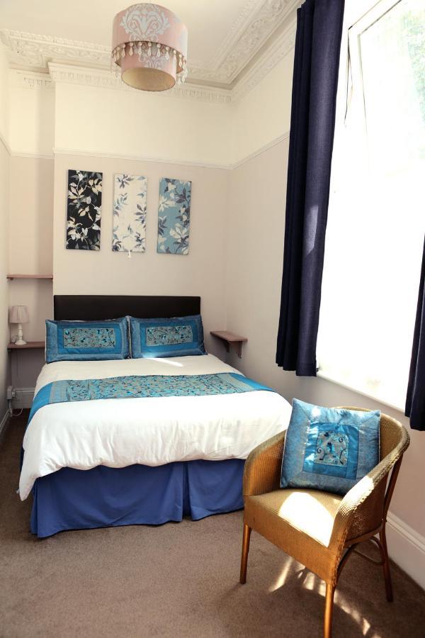 Abbey View Holiday Flats Torquay Bagian luar foto