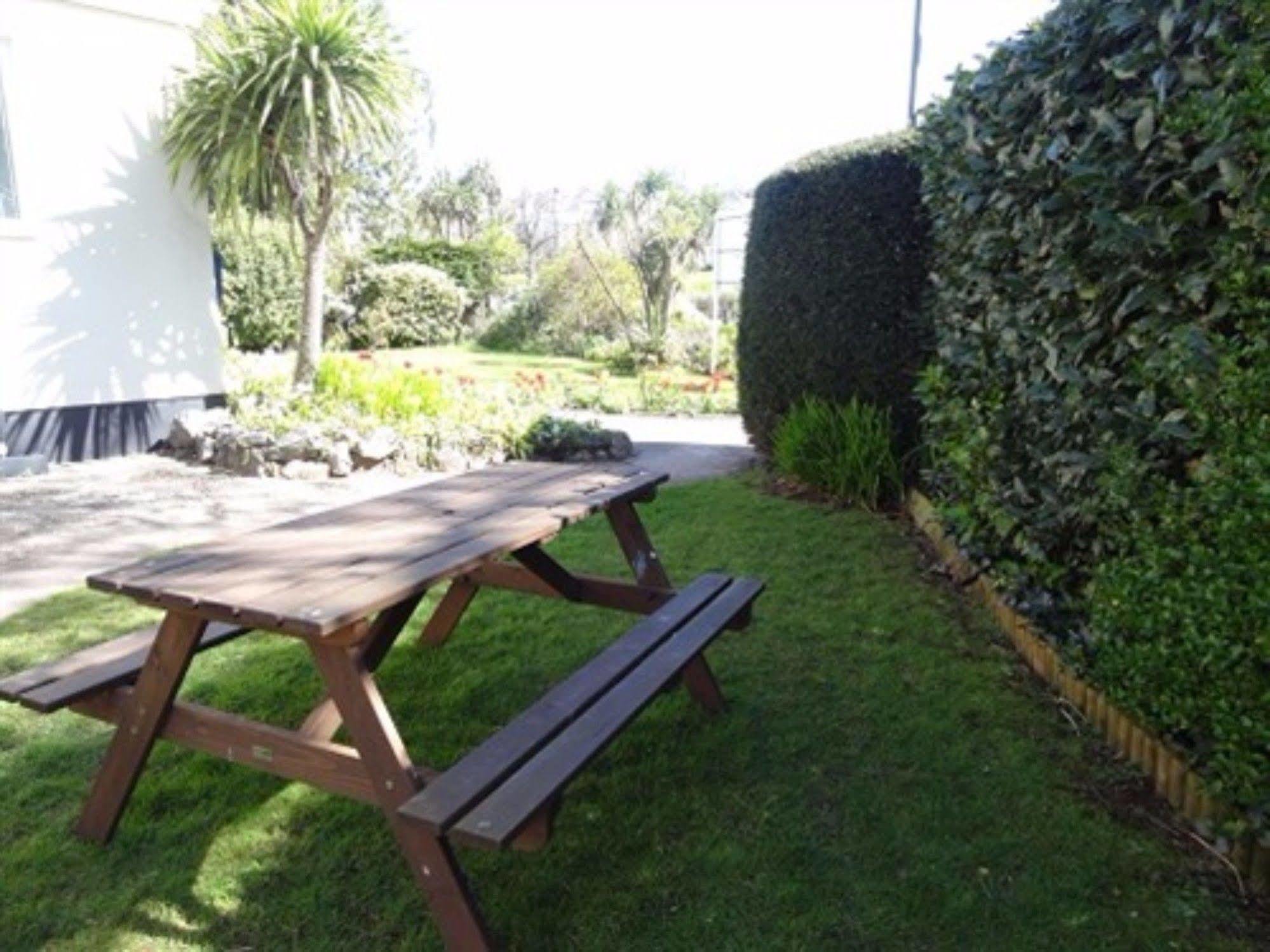 Abbey View Holiday Flats Torquay Bagian luar foto